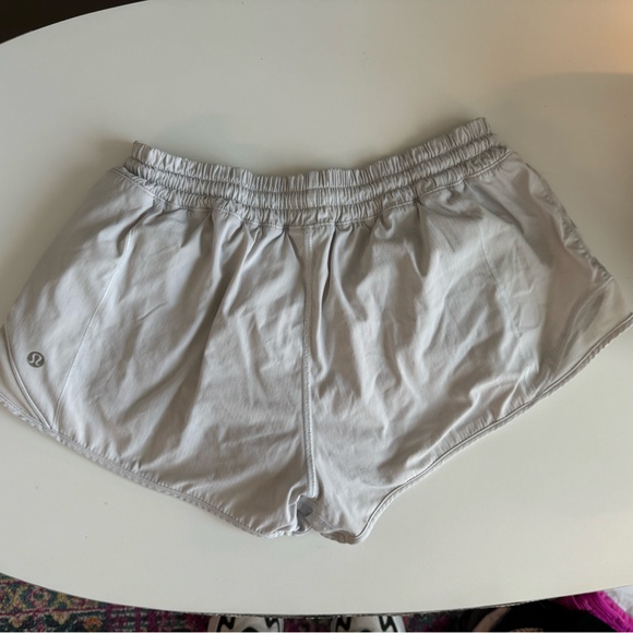 Lululemon hotty hot shorts - Picture 2 of 2